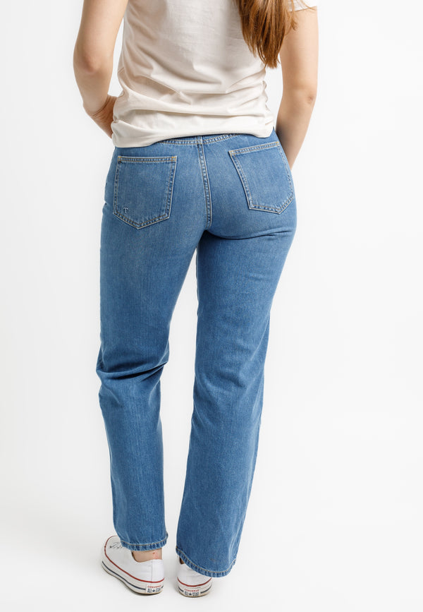 DALIA | Sustainable wide leg women's jeans made from 100% organic denim