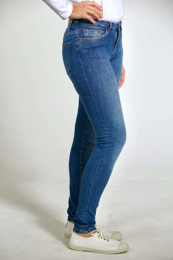 ROSA (Collection 2021) | Sustainable skinny fit mid indigo women's jeans made from organic denim