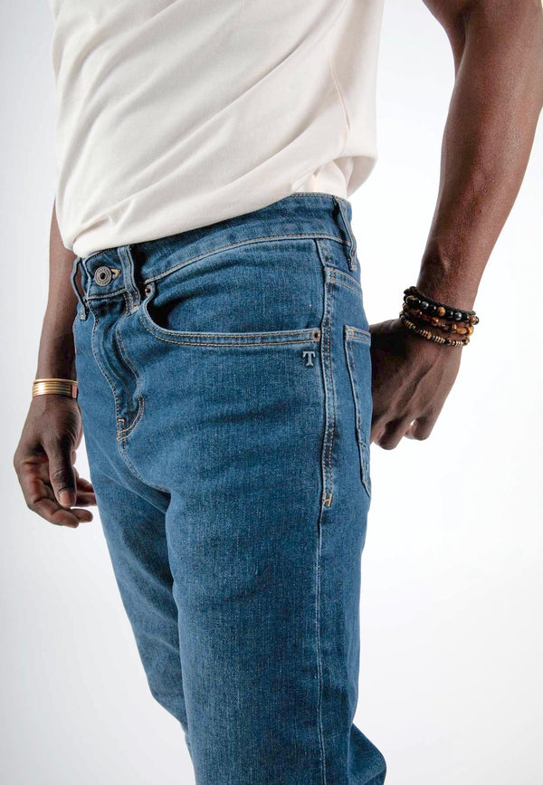 BENNY | Sustainable slim fit men's jeans made from organic denim in mid indigo 