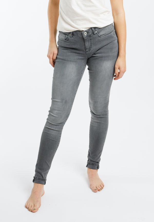 ROSA | Sustainable skinny fit women's jeans made from organic denim in grey 