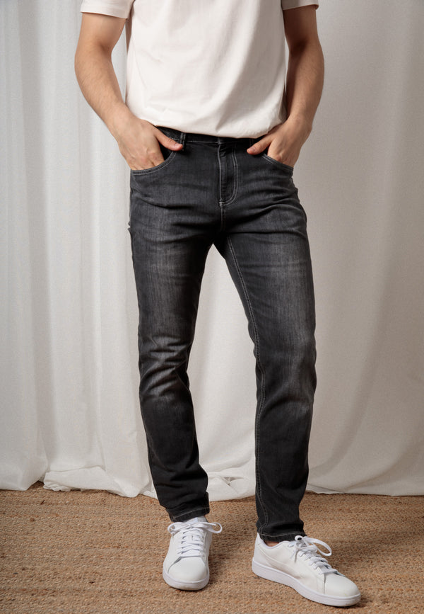 BENNY | Sustainable slim fit men's jeans made from organic cotton in grey