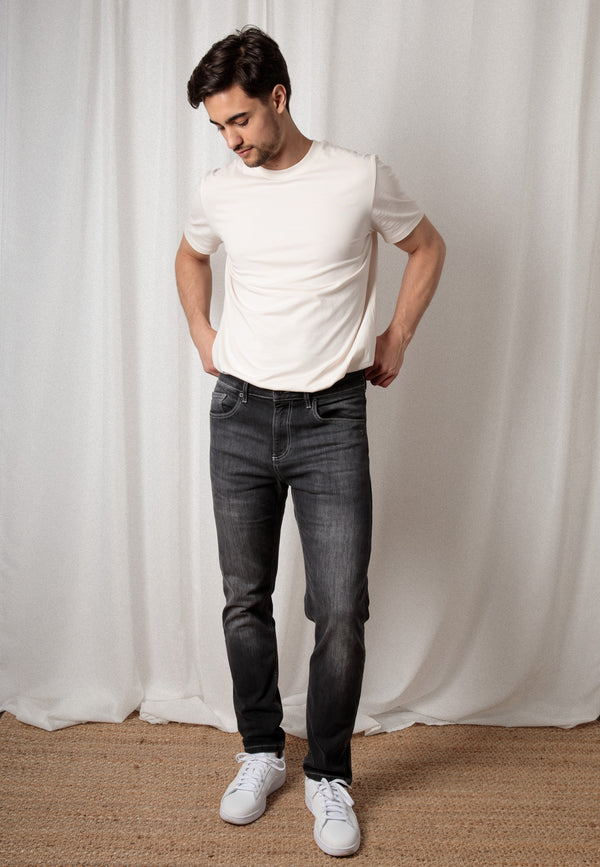 BENNY | Sustainable slim fit men's jeans made from organic cotton in grey