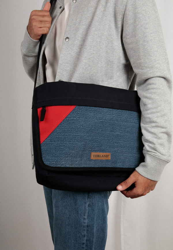 BOBBY | Sustainable upcycling shoulder bag made from old jeans 