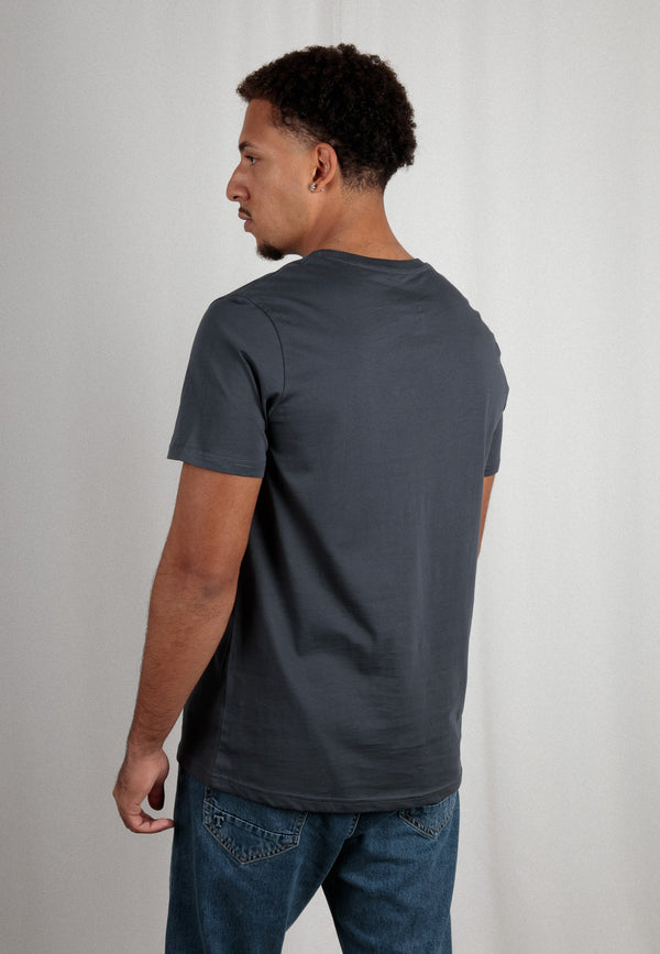 CRAFTER | Sustainable unisex t-shirt made from 100% organic cotton 