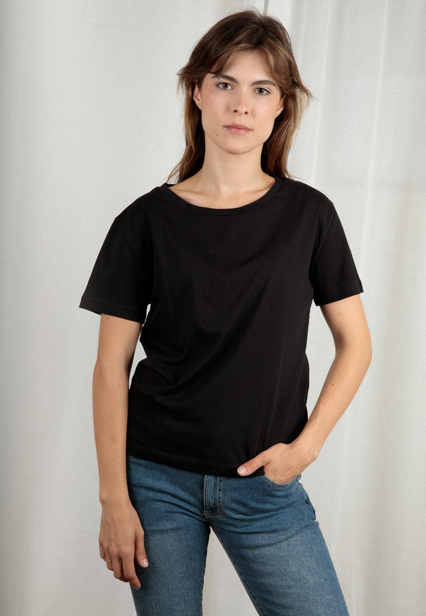 SERENA | Sustainable women's T-shirt made from 100% organic cotton 