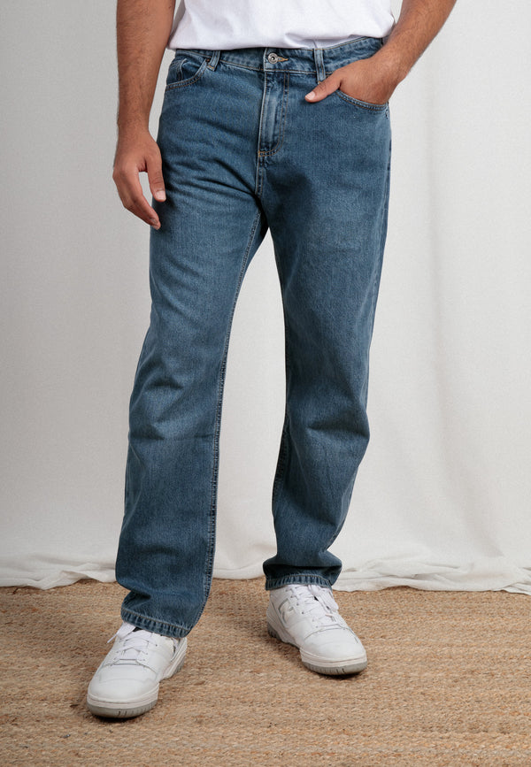 SVEN - Sustainable straight fit men's jeans made from 100% organic denim in Mid Indigo - new collection