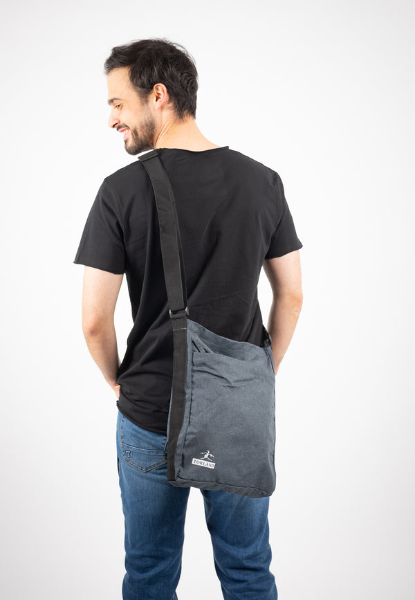 SHOMAN | Sustainable unisex shoulder bag made from recycled polyester