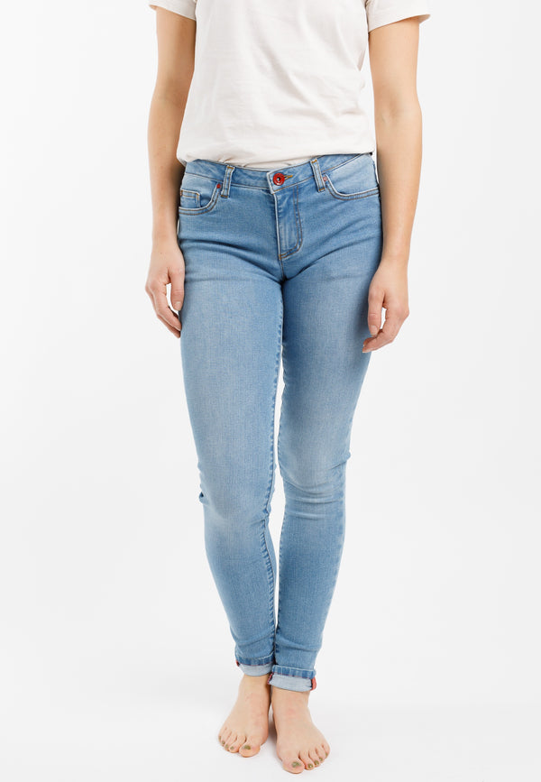 ROSA | Sustainable skinny fit women's jeans made from organic denim in light indigo